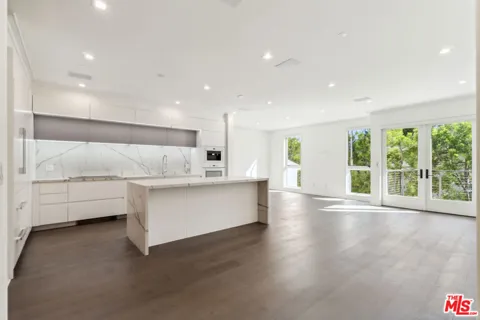 132 Swall Drive #202