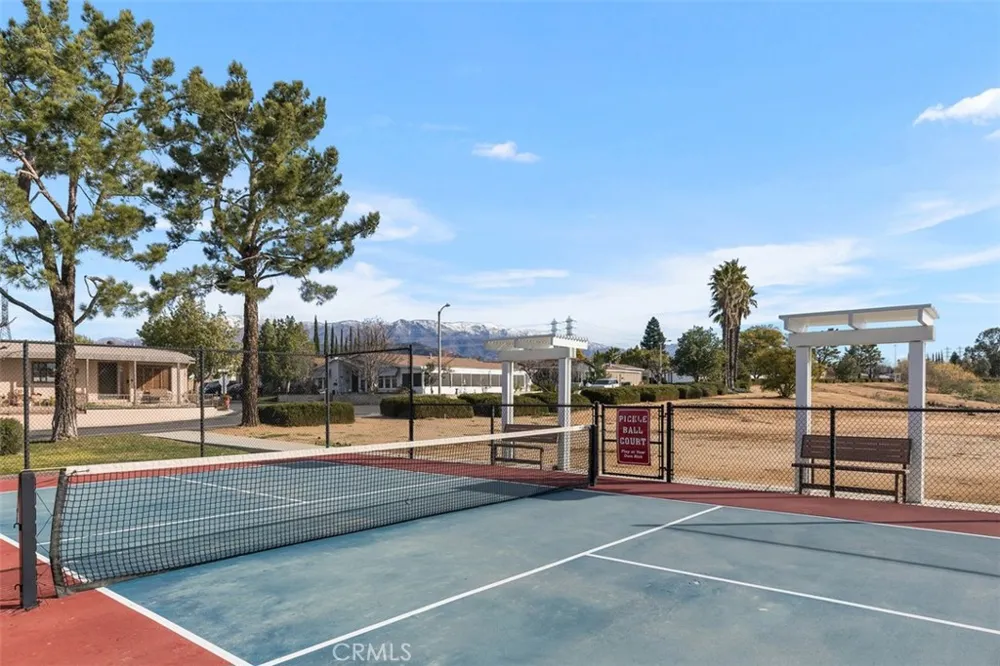 10961 Desert Lawn Dr #70 Calimesa, CA 92320