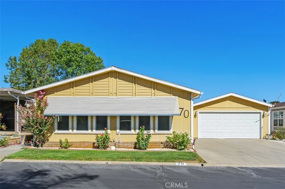 10961 Desert Lawn Dr #70 Calimesa, CA 92320