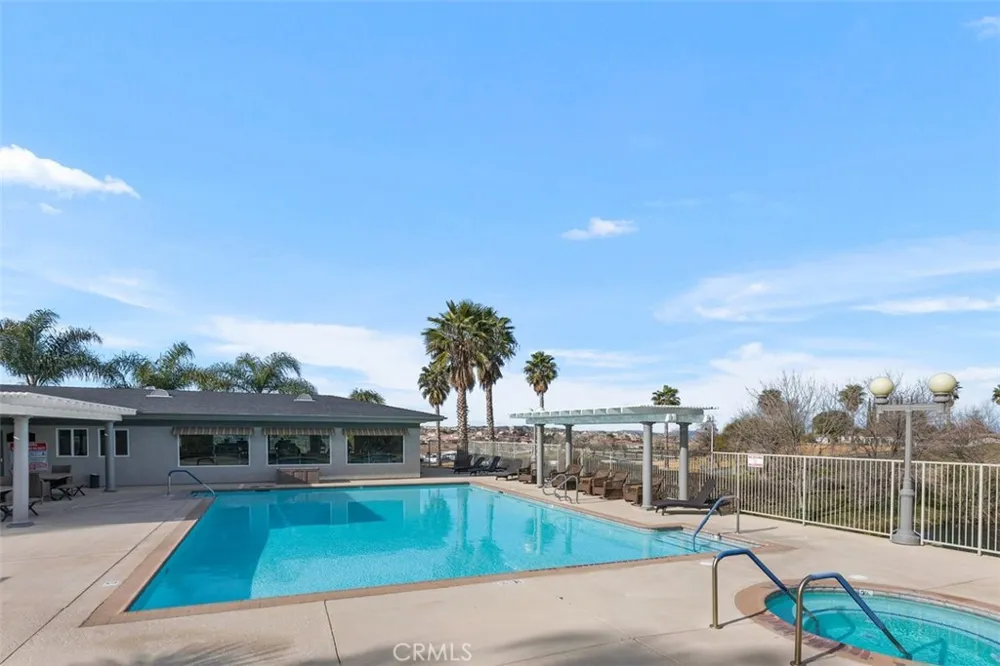 10961 Desert Lawn Dr #70 Calimesa, CA 92320