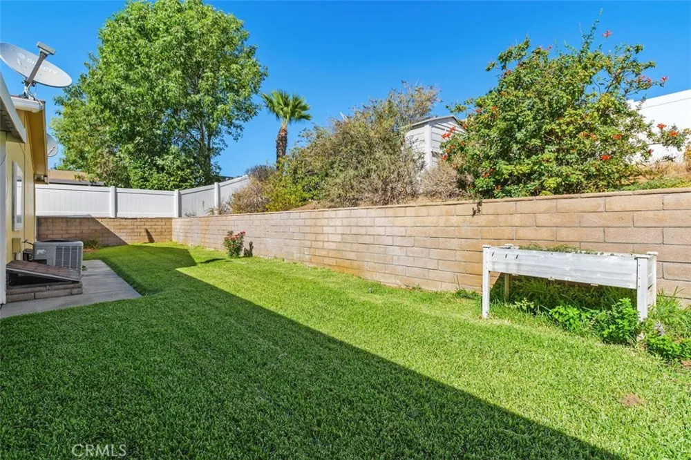 10961 Desert Lawn Dr #70 Calimesa, CA 92320