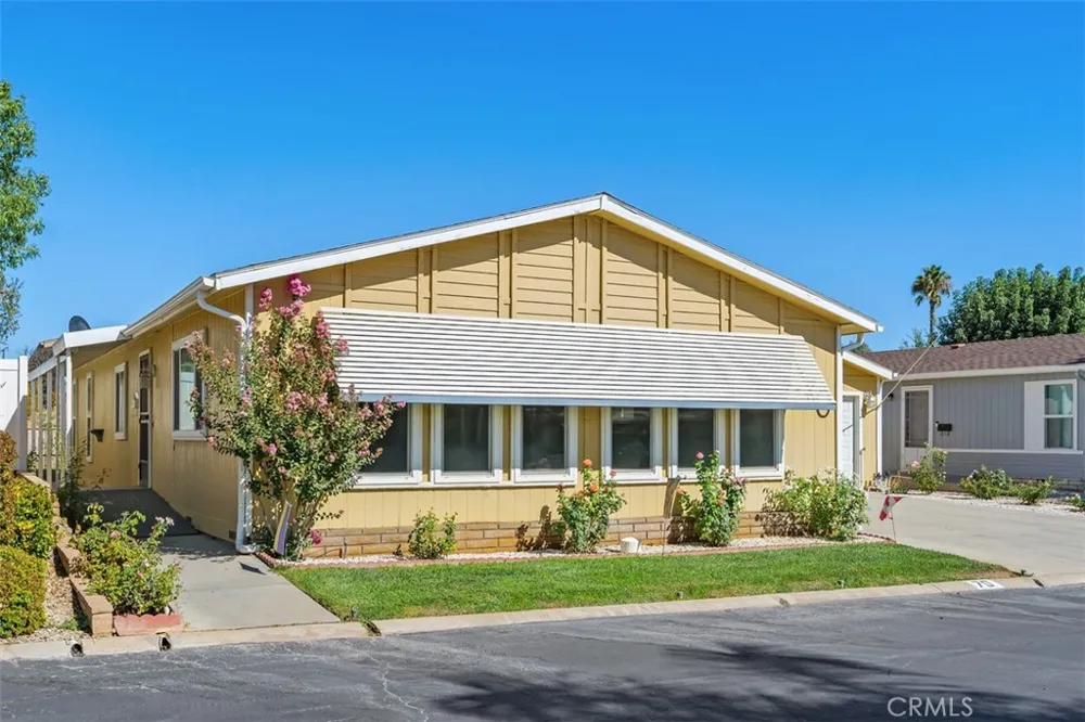 10961 Desert Lawn Dr #70 Calimesa, CA 92320