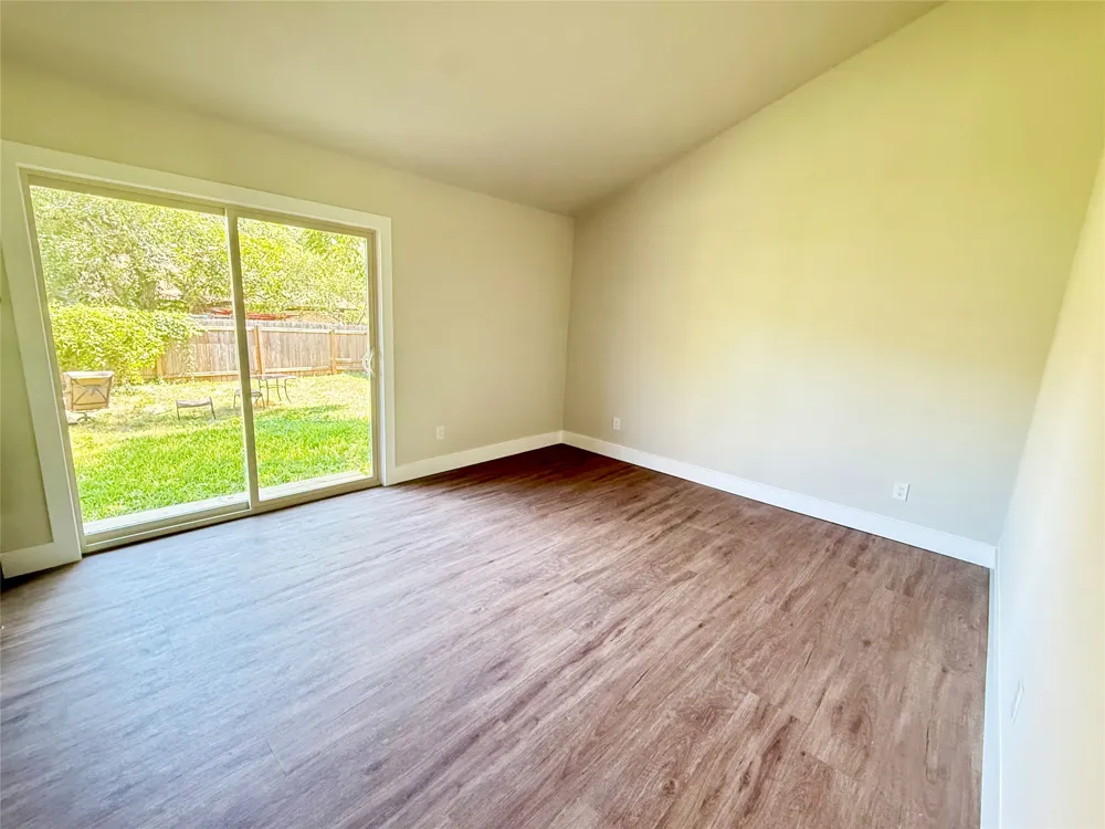 1302 July Drive Austin, TX 78753