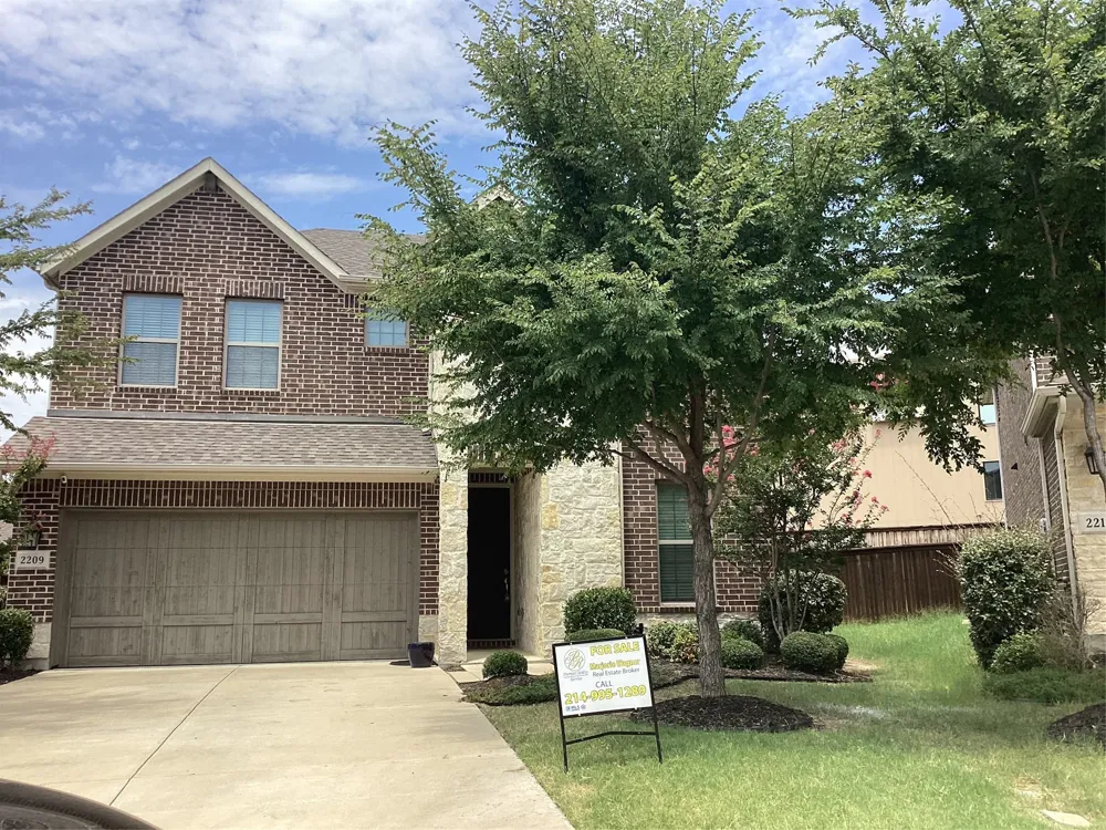 2209 Madison Carrollton, TX 75010