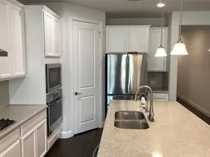 2209 Madison Carrollton, TX 75010