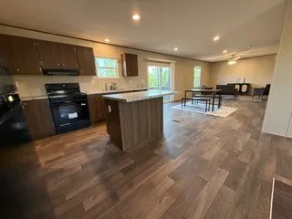 318 E Hill St Woodson, TX 76491