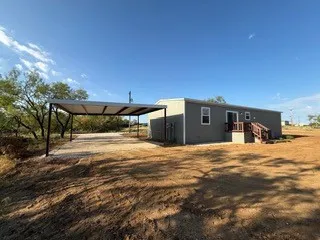 318 E Hill St Woodson, TX 76491