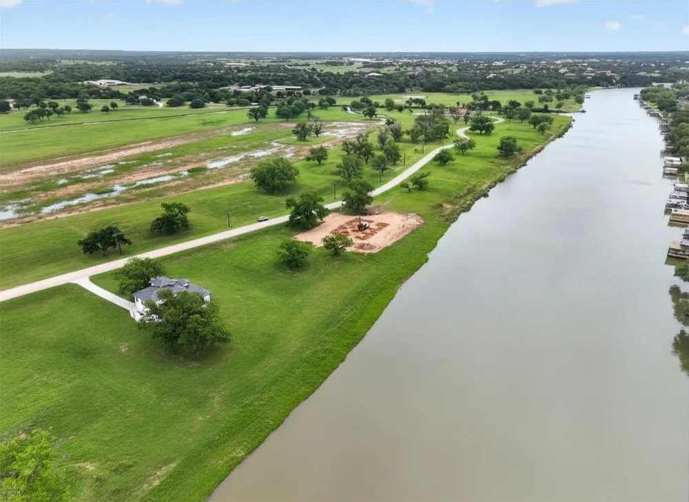 1046 River Ranch Lane Weatherford, TX 76087