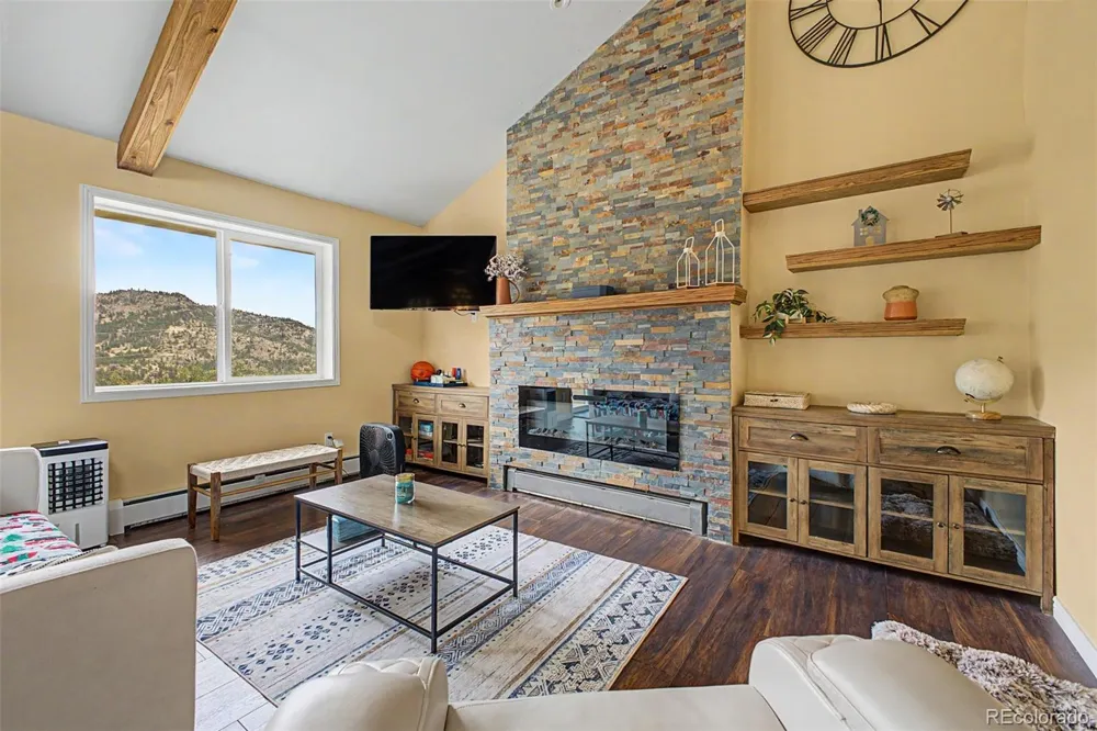 38 Navajo Court Lyons, CO 80540
