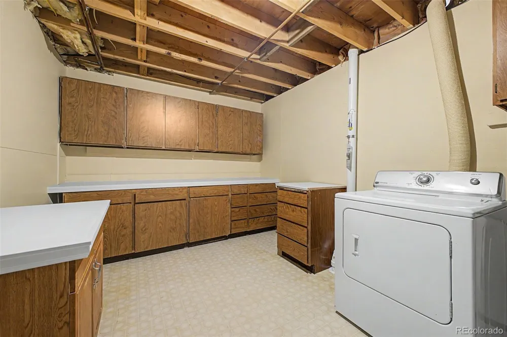 38 Navajo Court Lyons, CO 80540