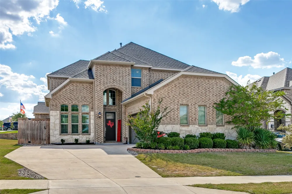 241 Cross Fox Lane Aledo, TX 76008