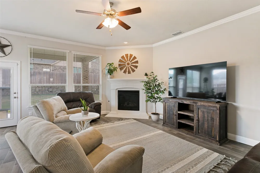 241 Cross Fox Lane Aledo, TX 76008