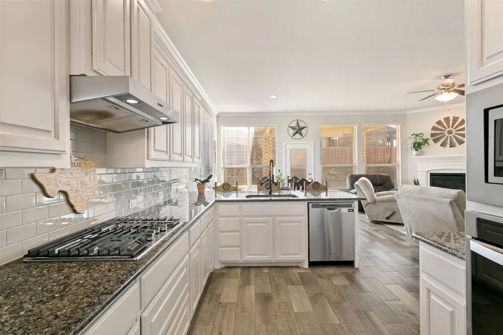241 Cross Fox Lane Aledo, TX 76008