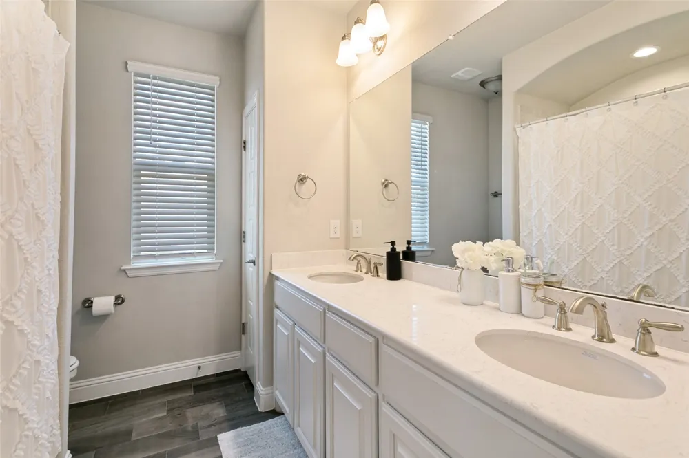 241 Cross Fox Lane Aledo, TX 76008