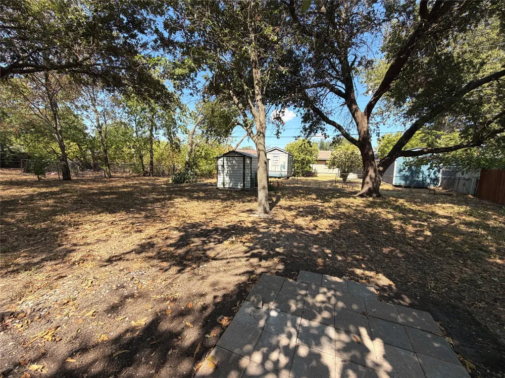 708 SW Southridge Drive Burleson, TX 76028