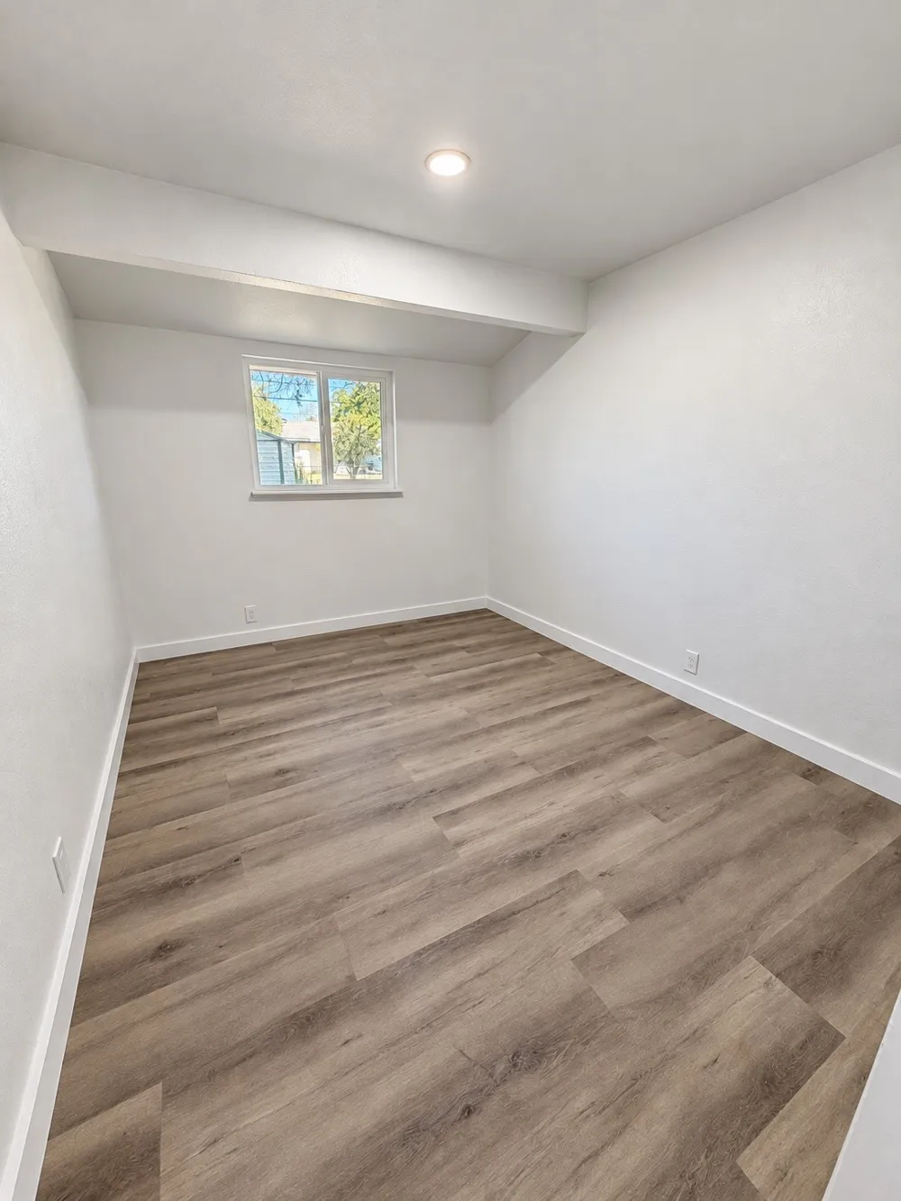 708 SW Southridge Drive Burleson, TX 76028