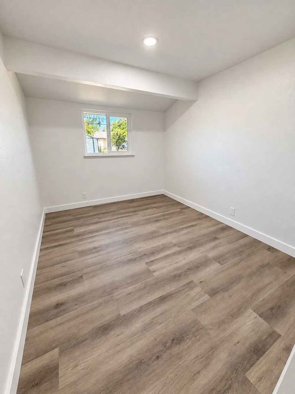 708 SW Southridge Drive Burleson, TX 76028