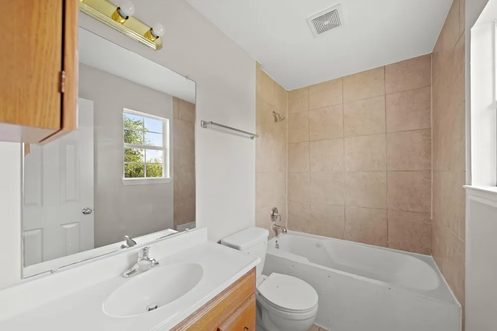 1626 Dove Run Brookshire, TX 77423