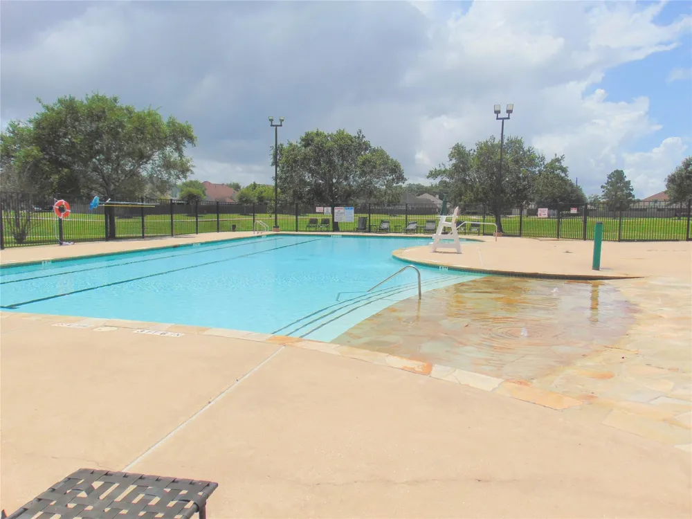 1319 Magnolia Dale Drive Fresno, TX 77545