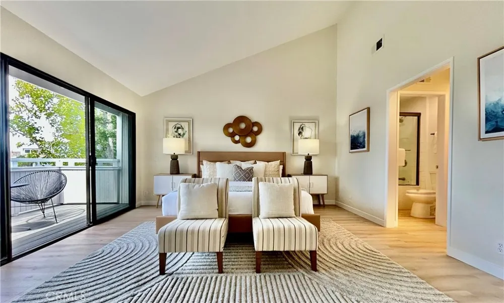 14 Robon Court Newport Beach, CA 92663