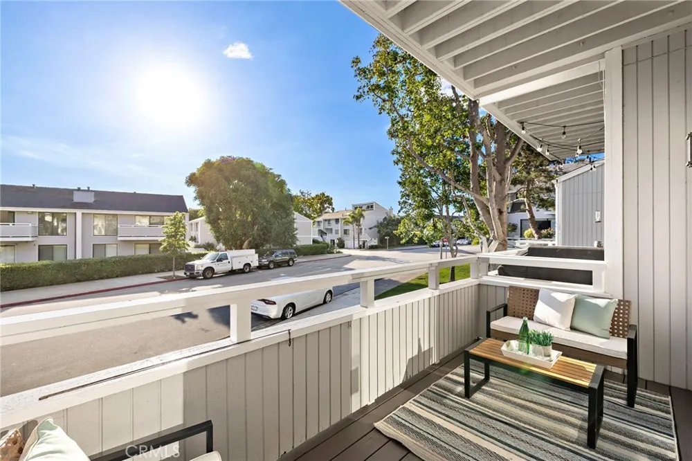 14 Robon Court Newport Beach, CA 92663