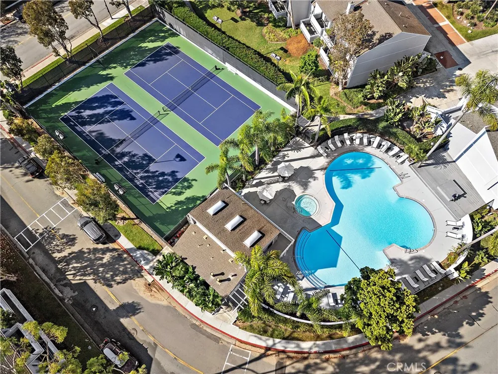 14 Robon Court Newport Beach, CA 92663