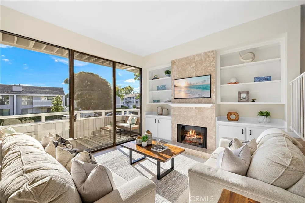 14 Robon Court Newport Beach, CA 92663