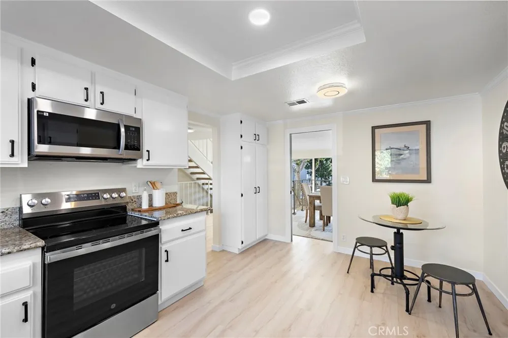 14 Robon Court Newport Beach, CA 92663