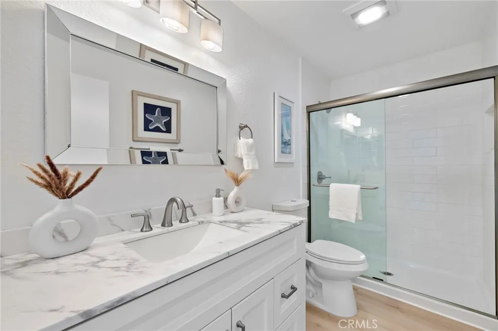 14 Robon Court Newport Beach, CA 92663