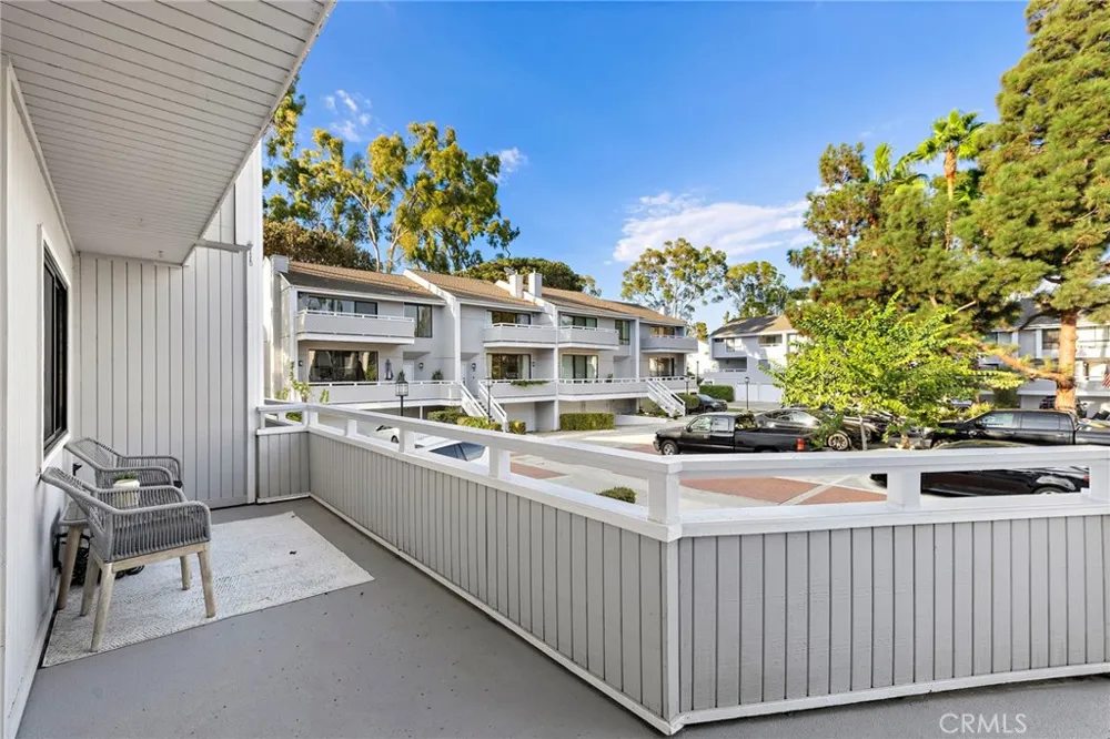 14 Robon Court Newport Beach, CA 92663
