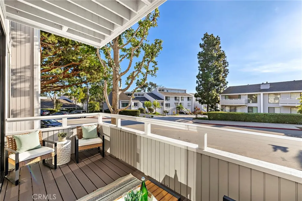 14 Robon Court Newport Beach, CA 92663