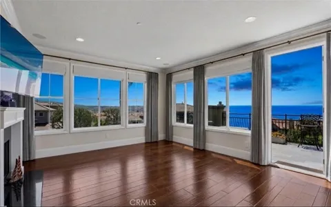 28 Sable Sands