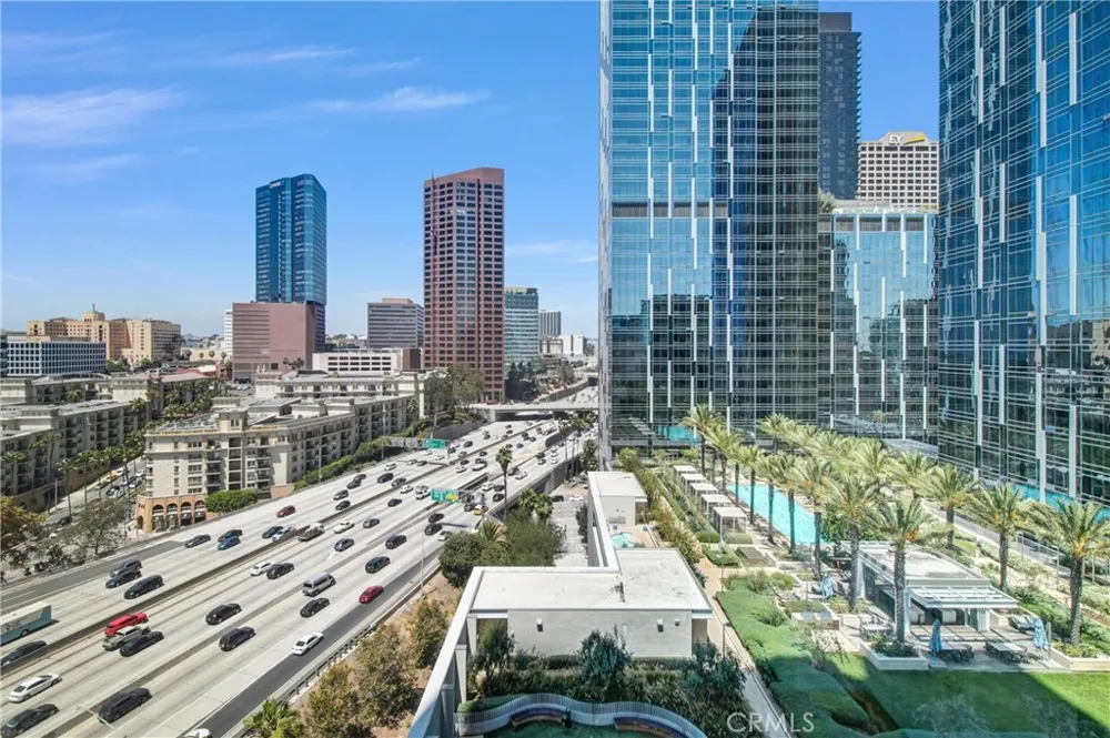 889 Francisco Street #1710 Los Angeles, CA 90017