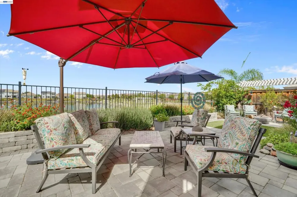17863 Eastman Ct Lathrop, CA 95330