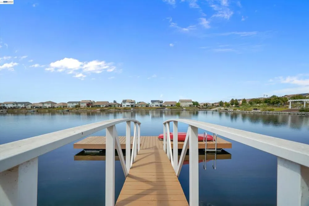 17863 Eastman Ct Lathrop, CA 95330