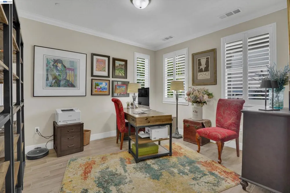 17863 Eastman Ct Lathrop, CA 95330