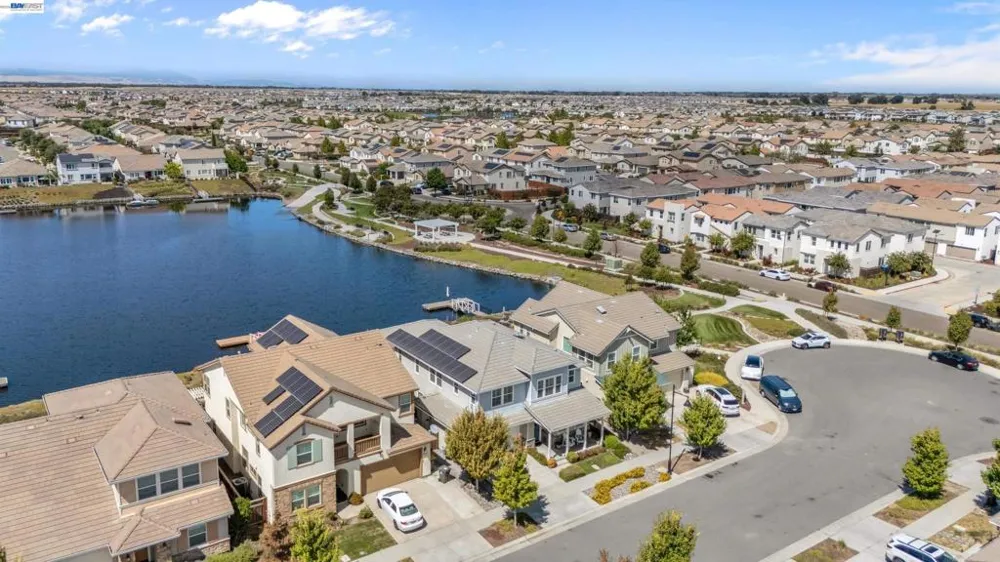 17863 Eastman Ct Lathrop, CA 95330