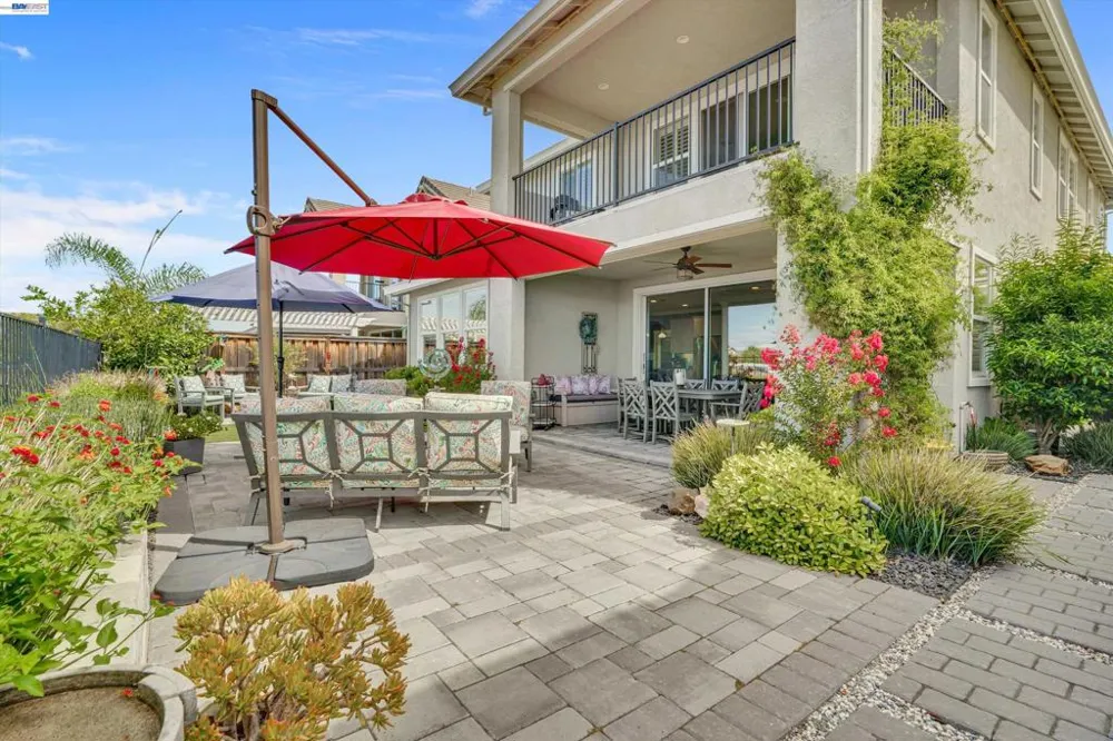 17863 Eastman Ct Lathrop, CA 95330