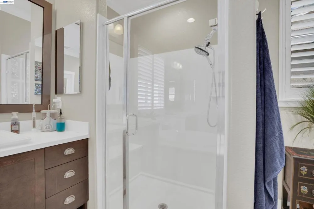 17863 Eastman Ct Lathrop, CA 95330