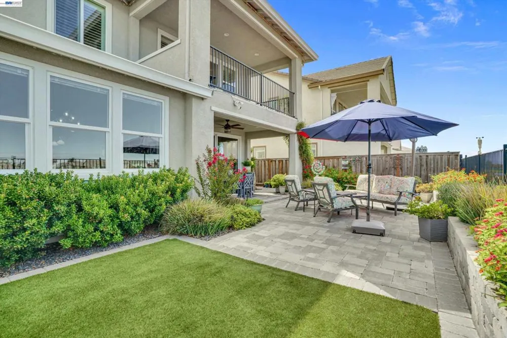 17863 Eastman Ct Lathrop, CA 95330