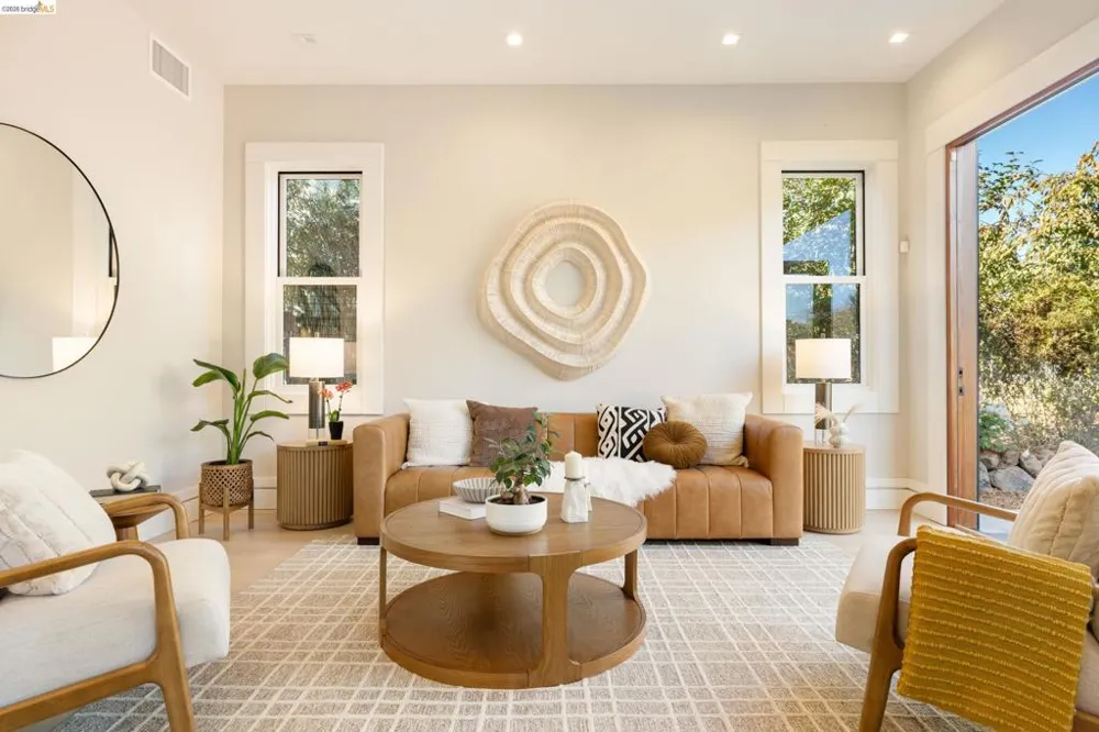 2619 Mathews St Berkeley, CA 94702