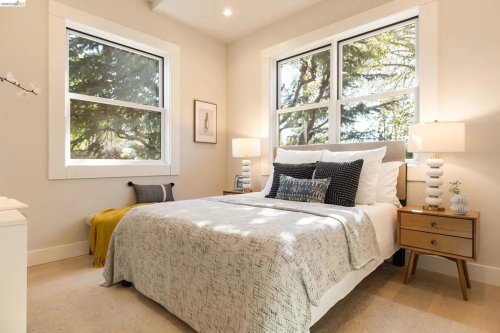 2619 Mathews St Berkeley, CA 94702