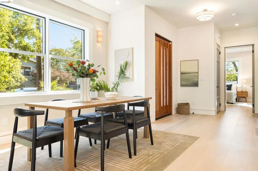 2619 Mathews St Berkeley, CA 94702