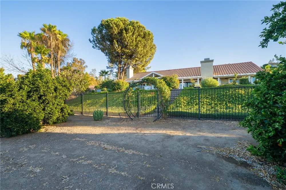 16401 Orangewind Lane Riverside, CA 92503