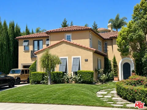 26835 Mont Calabasas Drive