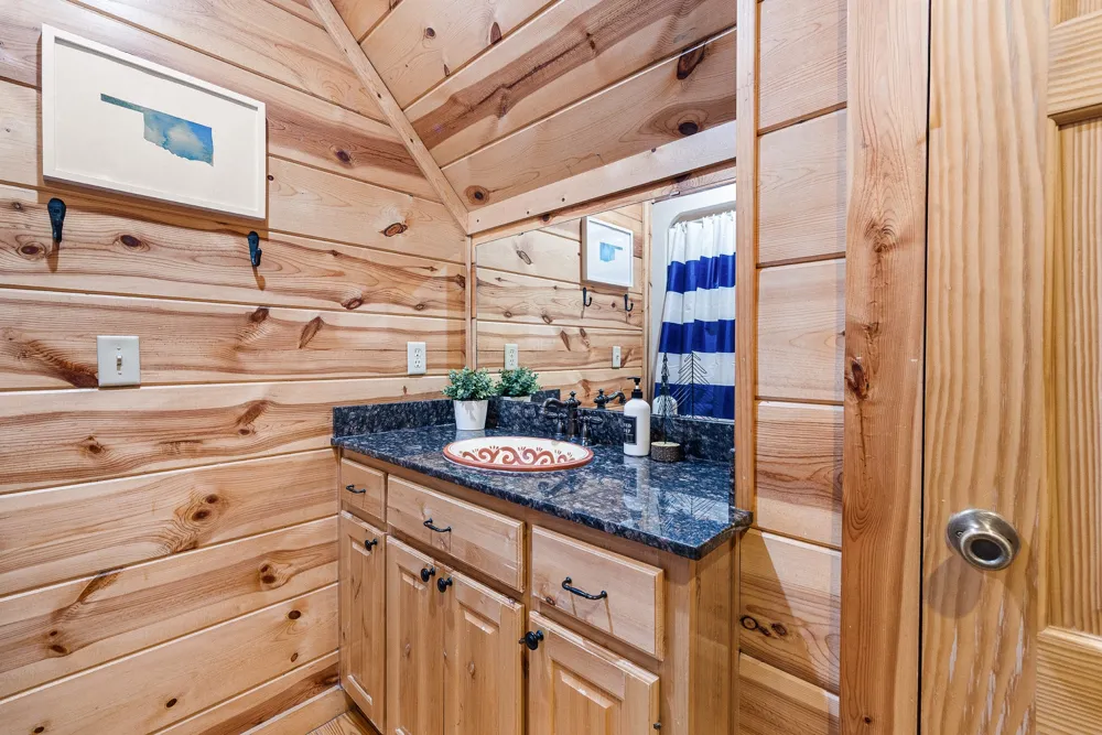 200 Stevens Road Broken Bow, OK 74728