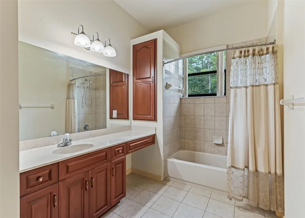 10330 NW 28TH PLACE ocala, FL 34482