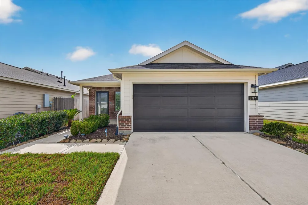 6747 Scarlet Sagebrush Street Katy, TX 77449