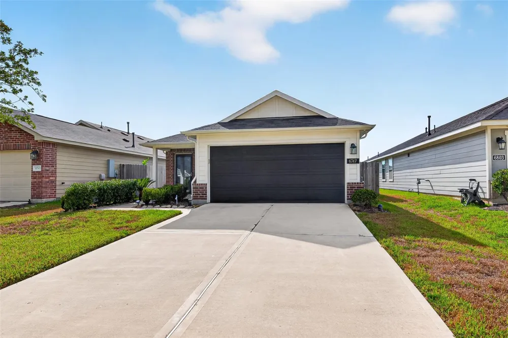 6747 Scarlet Sagebrush Street Katy, TX 77449