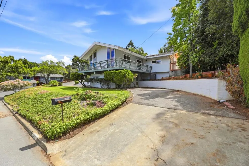 1218 Wooded Hills Drive San Jose, CA 95120